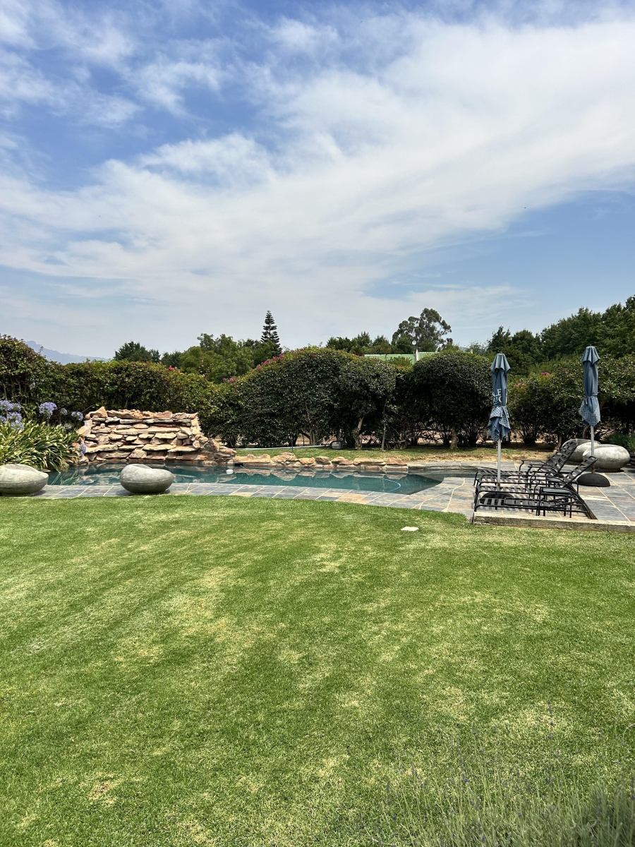 To Let commercial Property for Rent in Mbekweni Western Cape